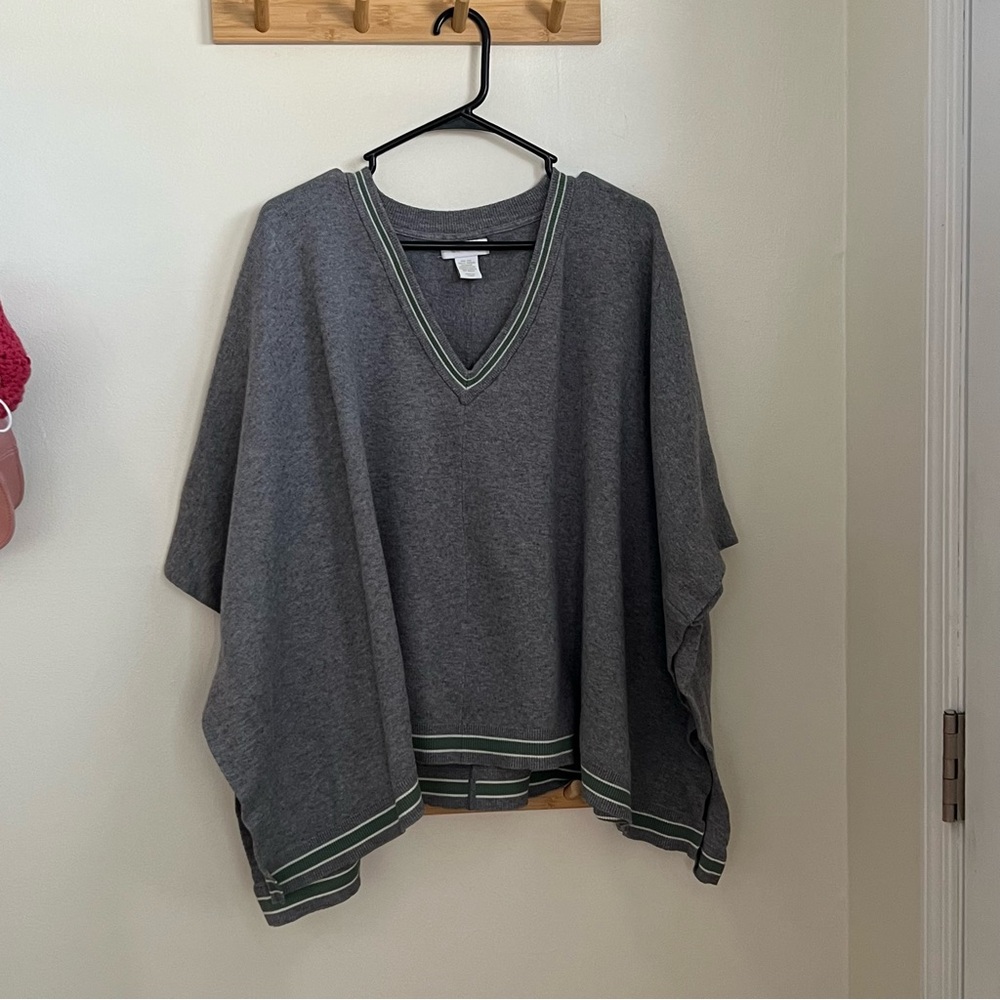 House of Harlow 1960 White and Gold label grey net oversized poncho w/ stripes